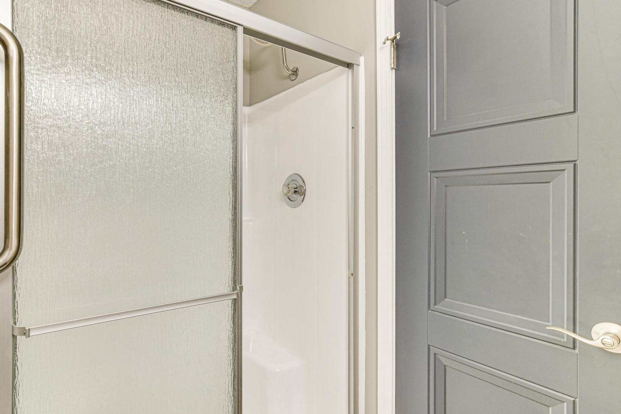 Inviting Branson West Condo With Pool Access Екстериор снимка