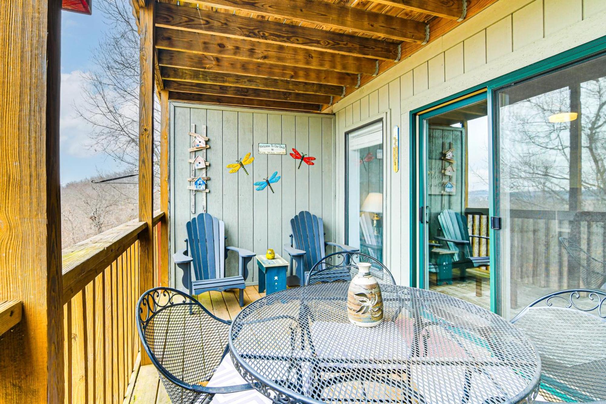 Inviting Branson West Condo With Pool Access Екстериор снимка