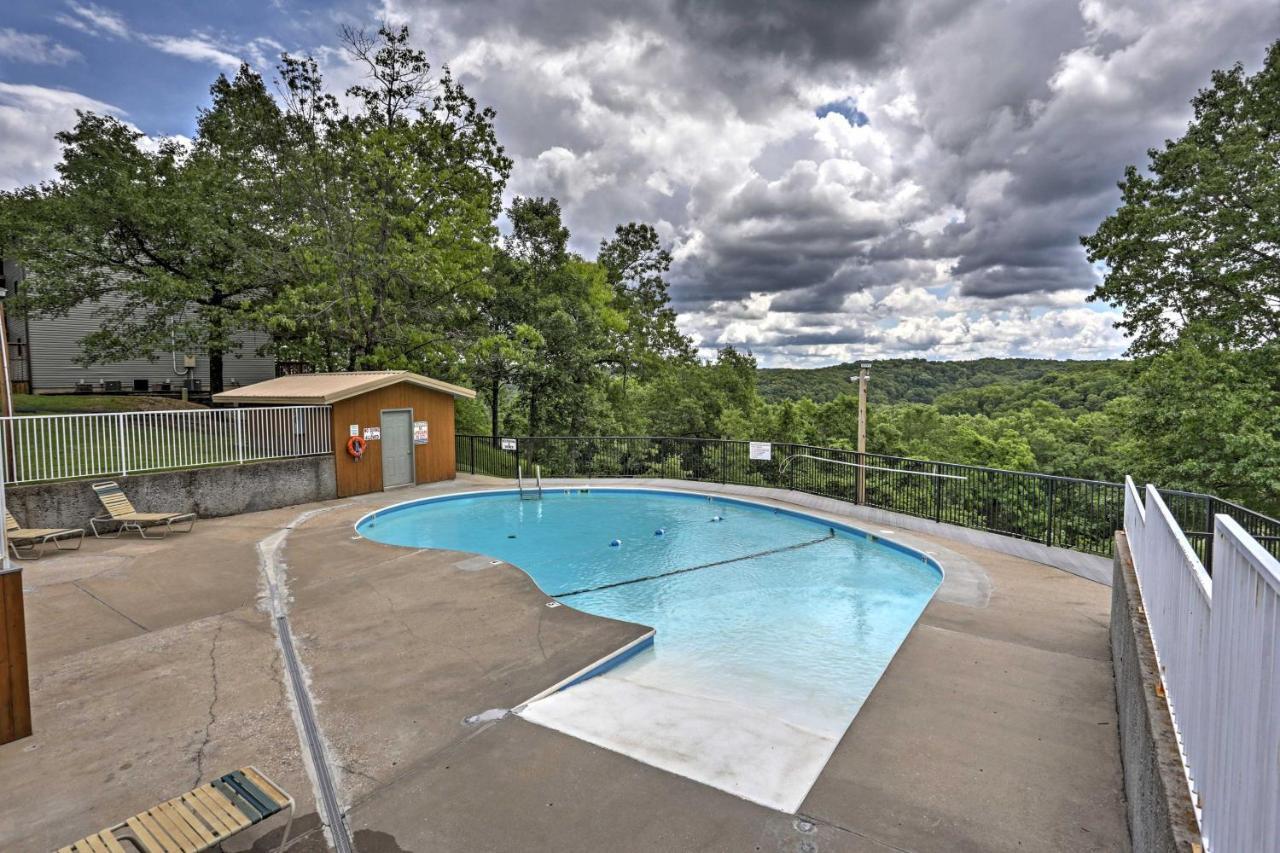 Inviting Branson West Condo With Pool Access Екстериор снимка